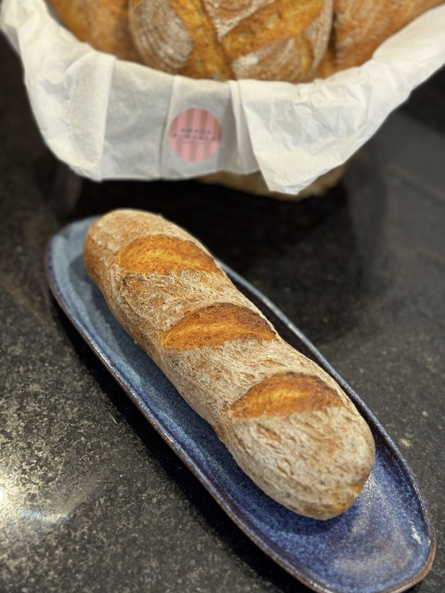 Pão de Cará Baguete Amada Fornada